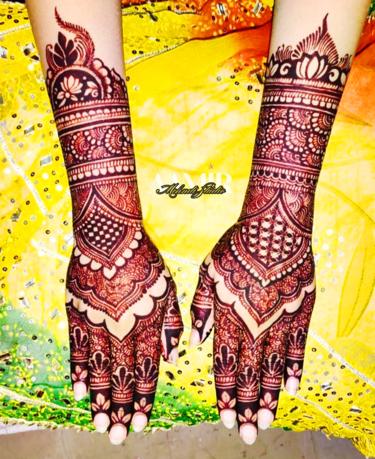 Graceful 3-Quarter Bridal Mehndi