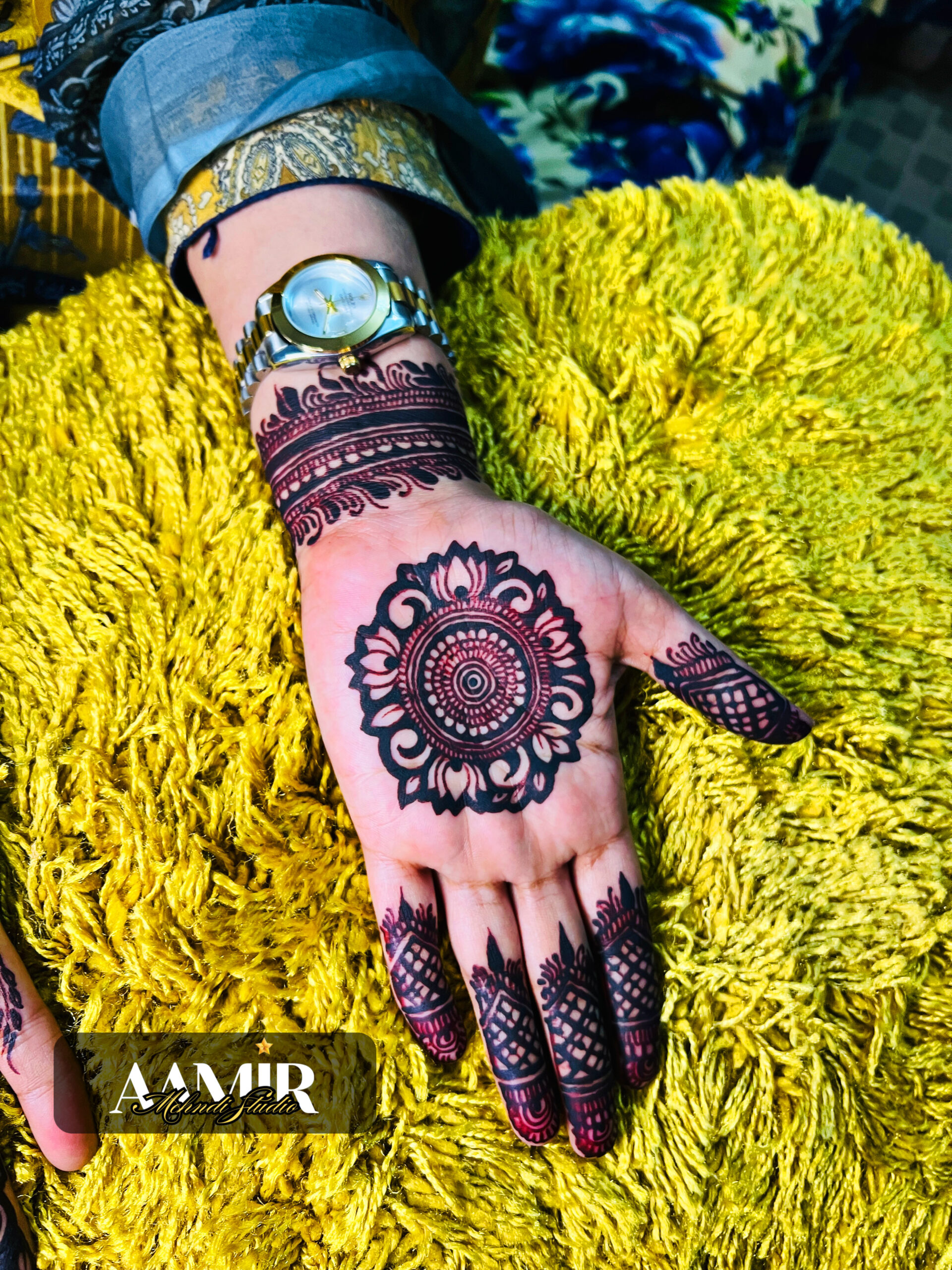 Peacock Elegance Party Mehndi - Image 3