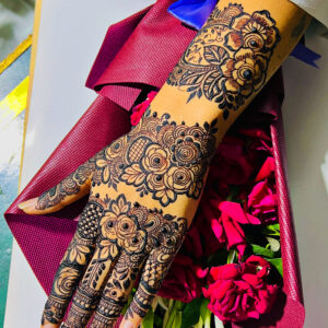 Floral Grandeur Luxe Mehndi