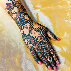 Khilji Heartline Luxe Party Mehndi Design