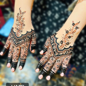 Elegant Vine Minimal Luxe Mehndi